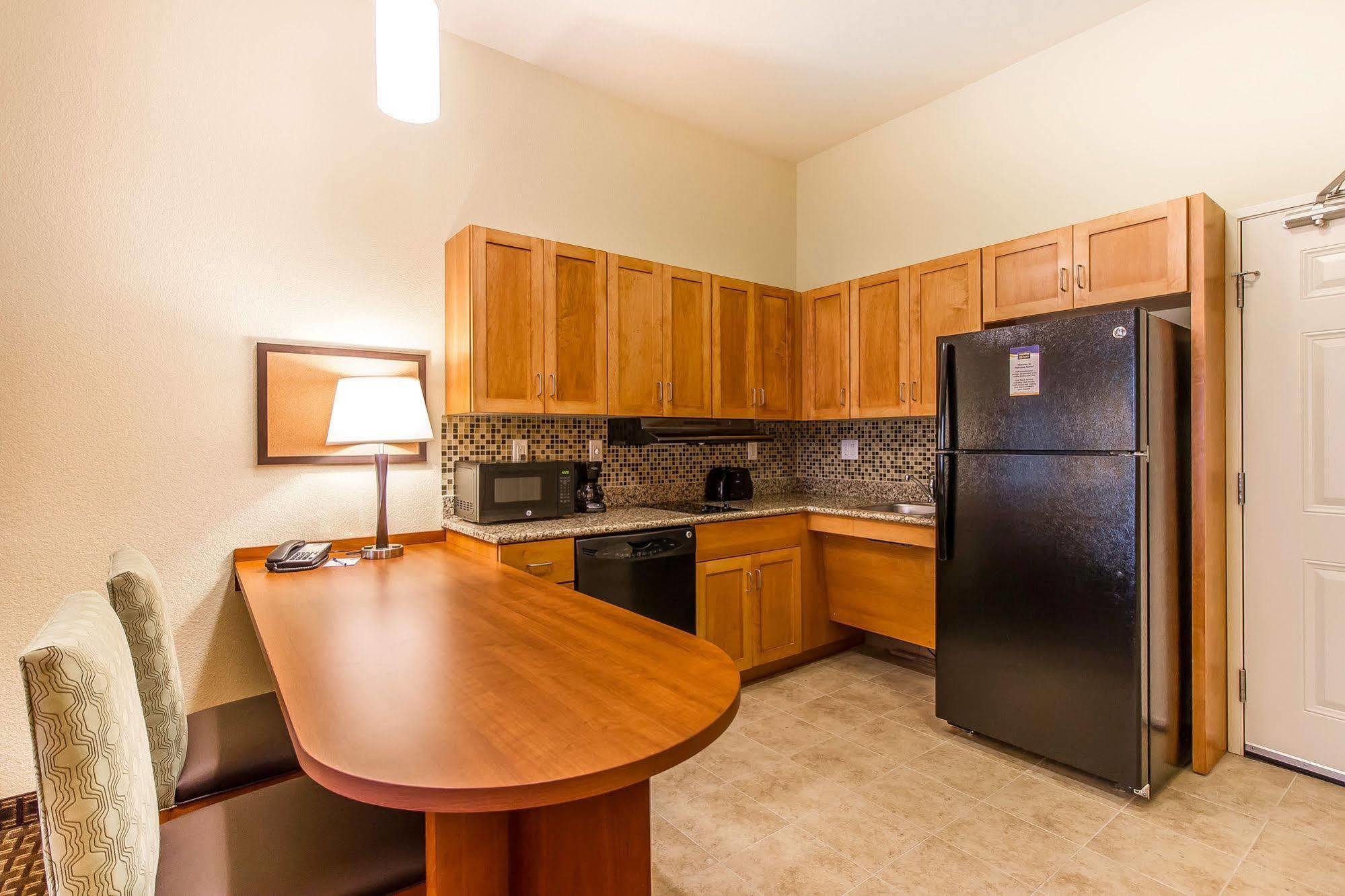 Mainstay Suites Stanley ภายนอก รูปภาพ