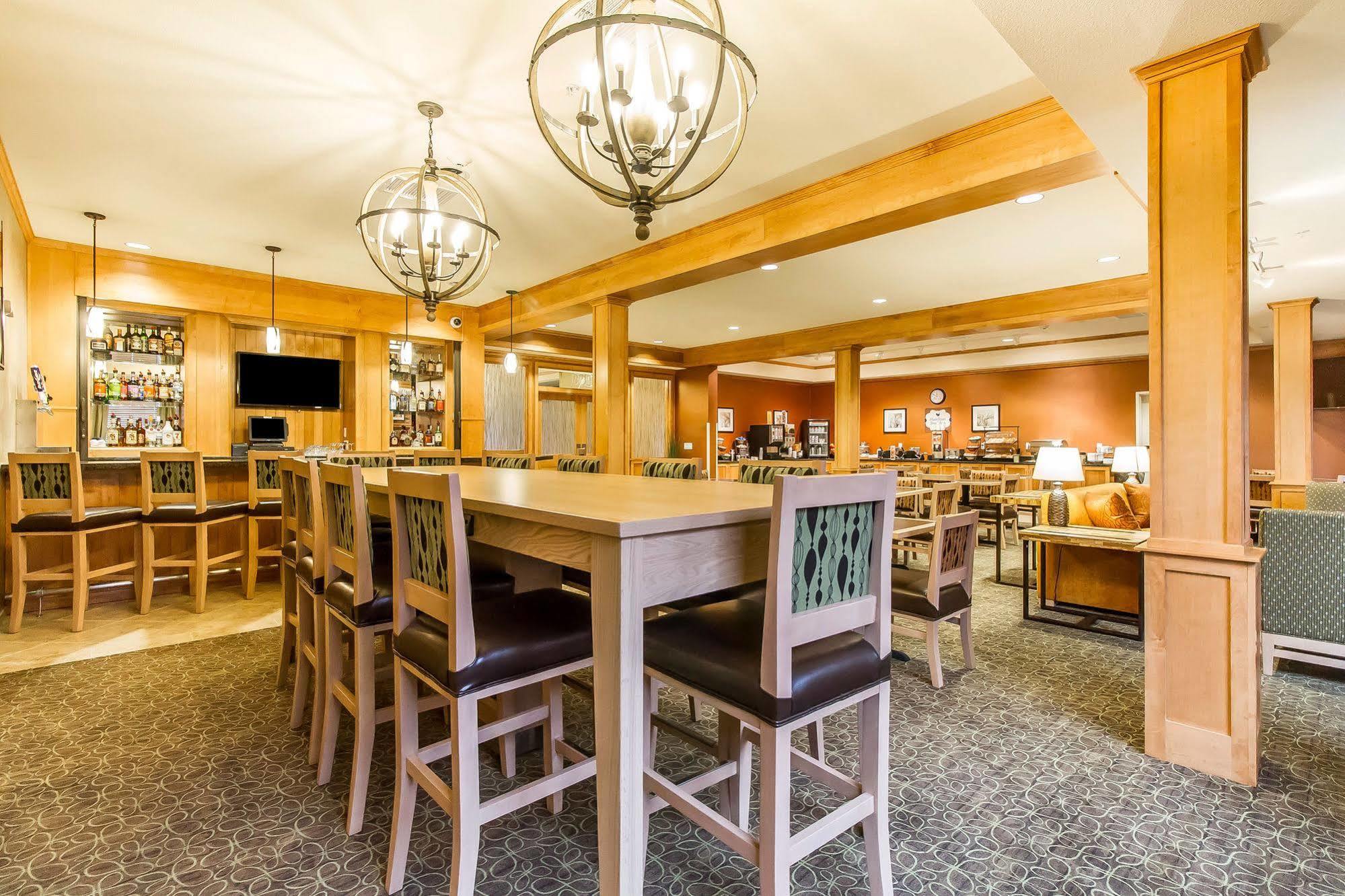 Mainstay Suites Stanley ภายนอก รูปภาพ