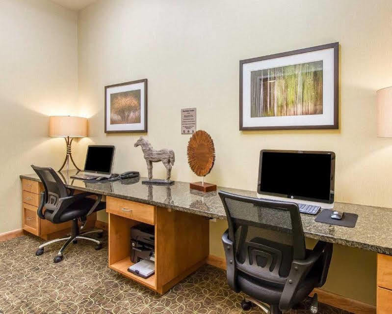 Mainstay Suites Stanley ภายนอก รูปภาพ
