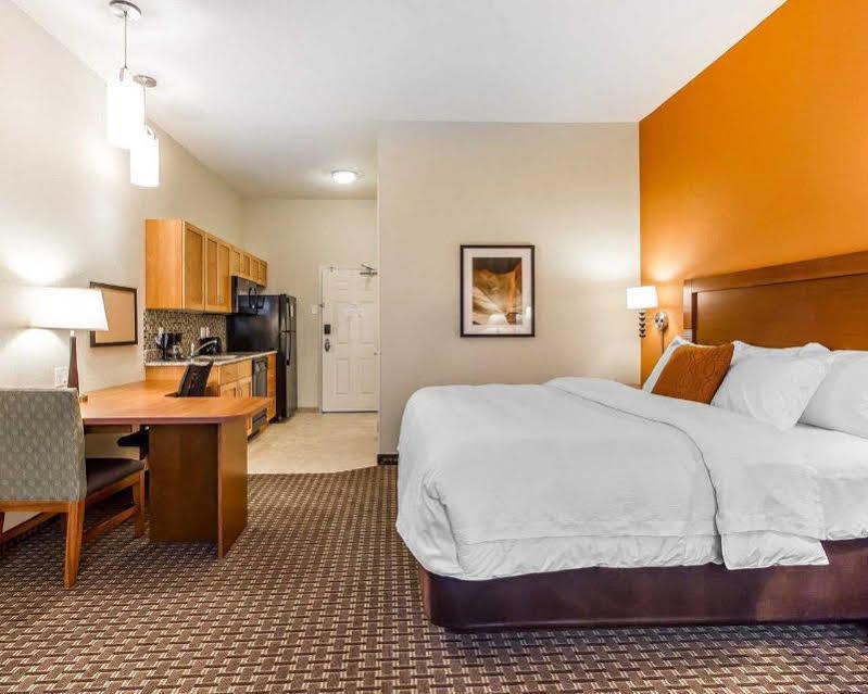 Mainstay Suites Stanley ภายนอก รูปภาพ