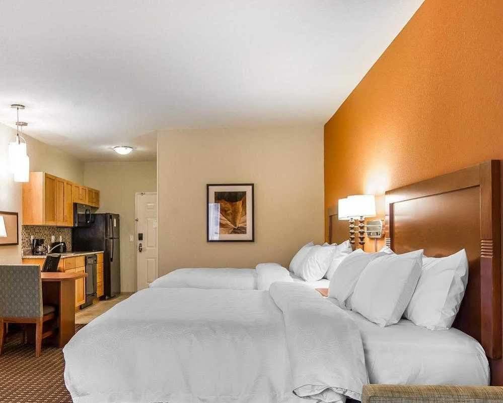 Mainstay Suites Stanley ภายนอก รูปภาพ